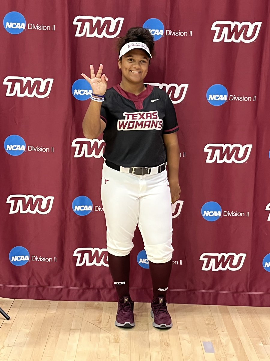 2023lizzie's tweet photo. I am very excited to announce that I will be continuing my academic and softball career at Texas Woman’s University!! Thank you to my coaches and Coach McNutt and Coach Sims, I’m excited for the future!! @AFsoftball05 @Coach_McNutt @TWUSoftball @FarmersSoftball @FarmersSoftball https://t.co/ieLvEPtU8x