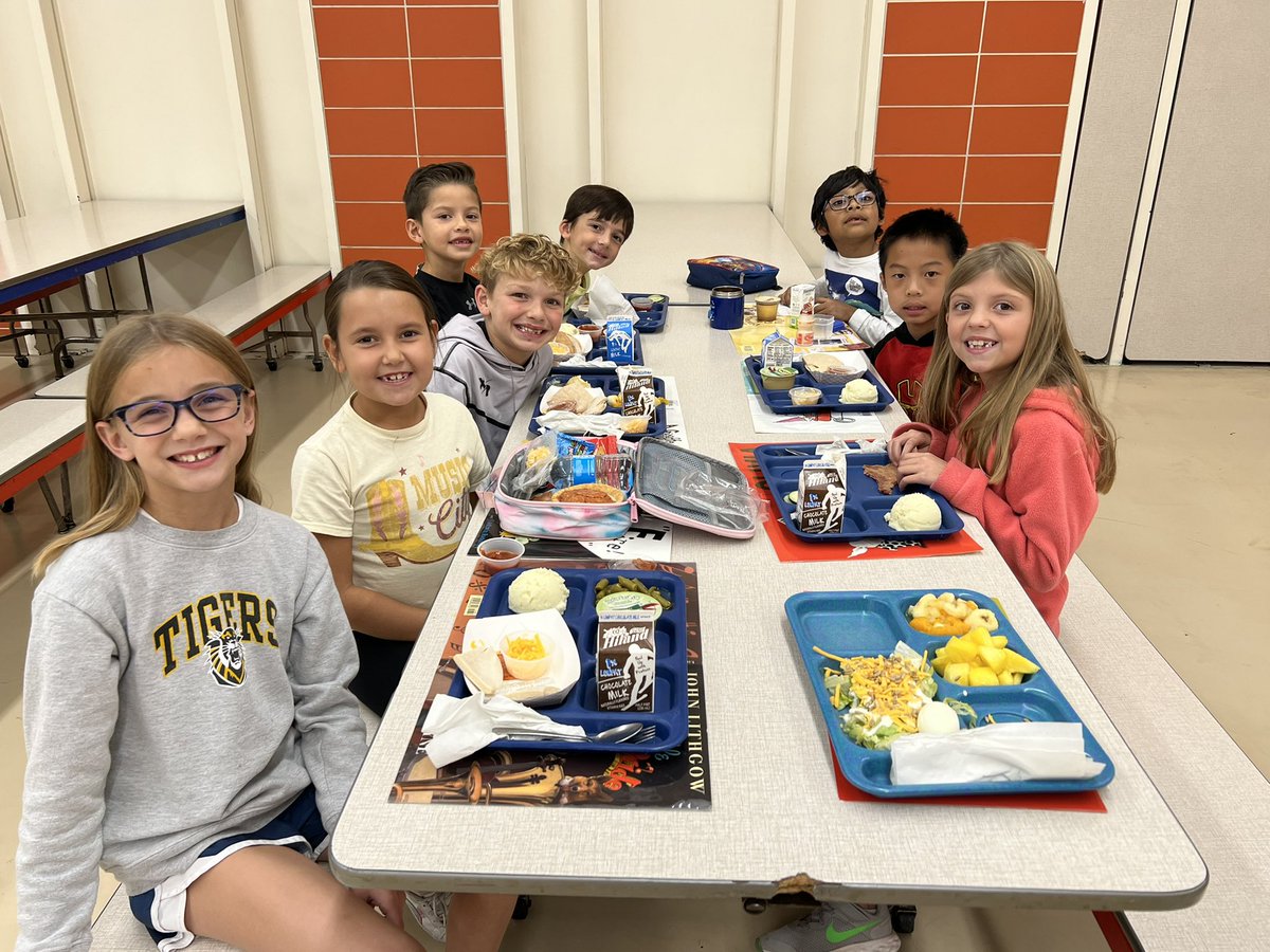 I’m betting my lunch dates were cuter than yours!  #WeR210
#ReadersAreLeaders