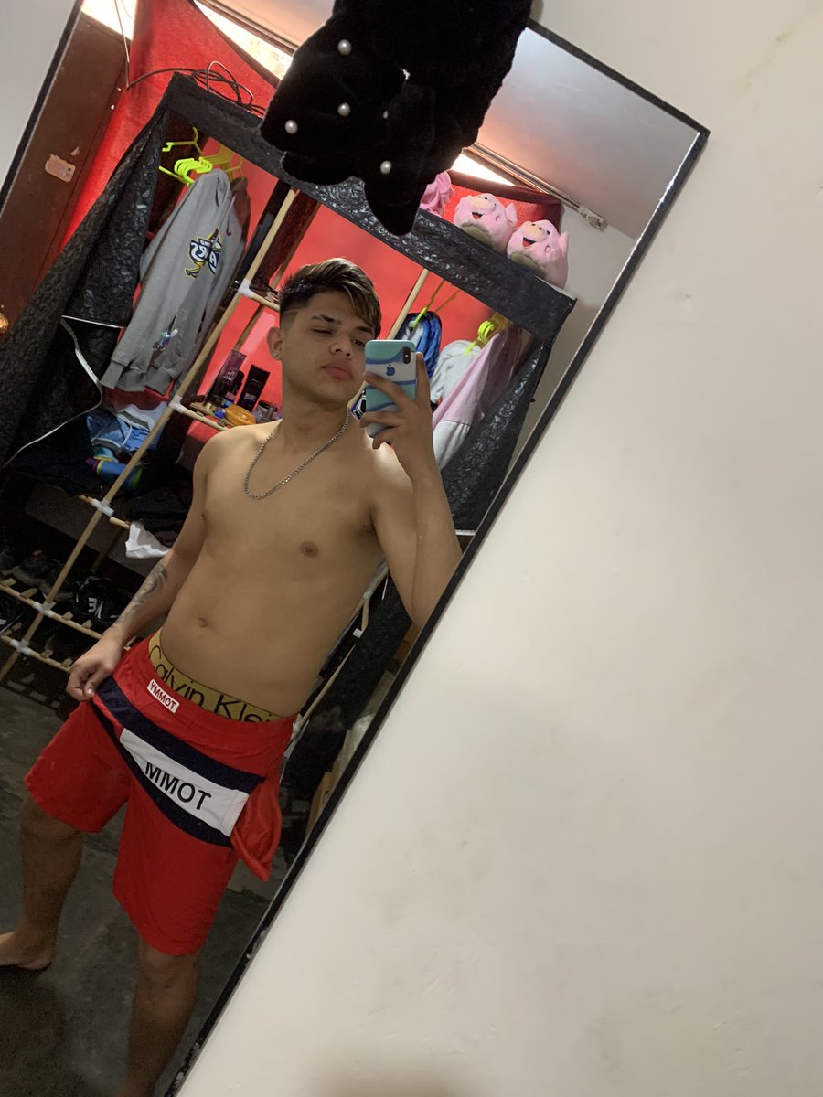 Omaraparicioxxx's tweet photo. Full clientes en ventas de contenidos 😌 https://t.co/8xZKMhnbvV