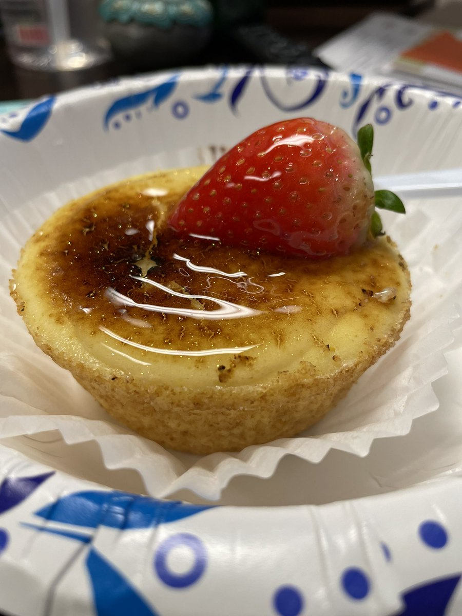 santiagoAM115's tweet photo. Just another day in the admin world! #RootedInSweets #RootedInCrafts #RootedInPositivity #RootedInStrengthCA https://t.co/0UU2Sbm038