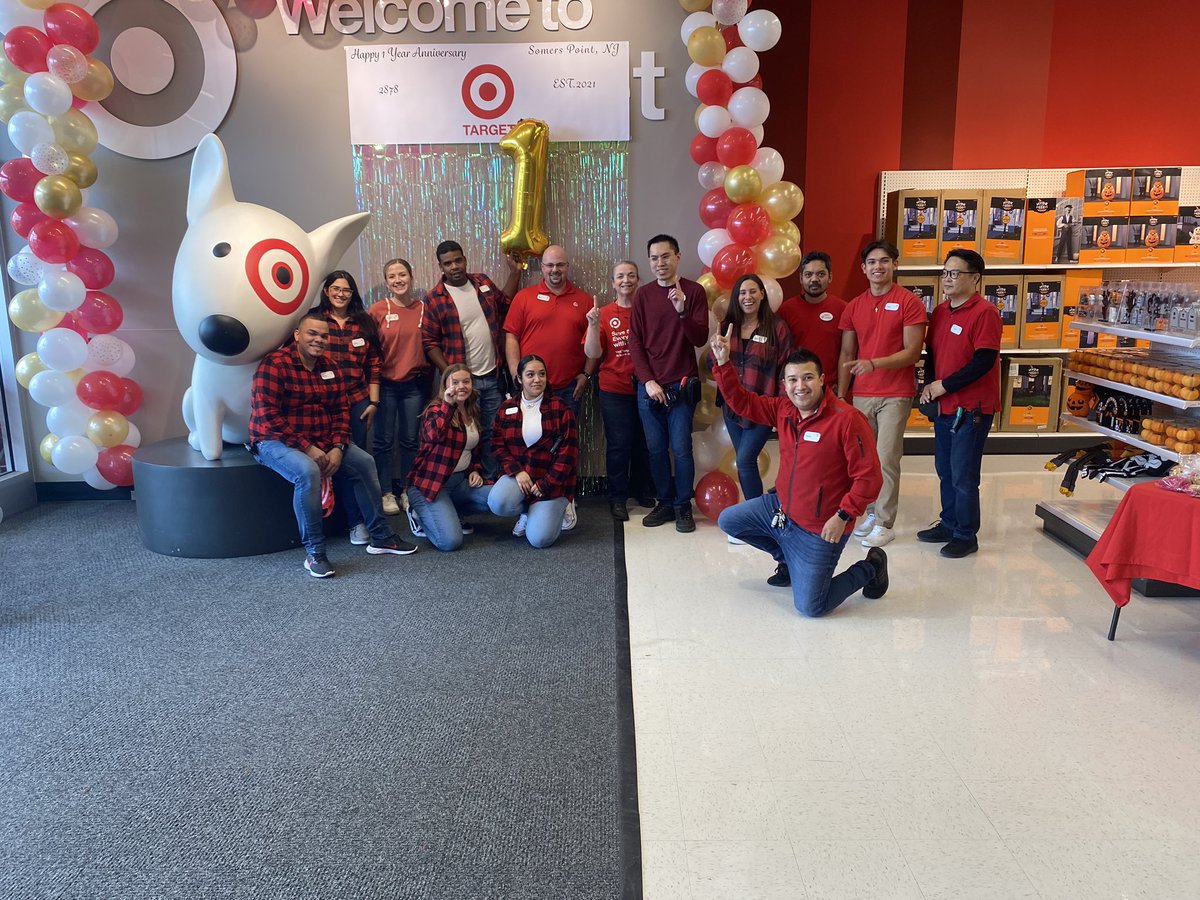 Carlos Alvarez (@_carlos_0209) on Twitter photo Celebrating our first anniversary! T2878 team is ready to win the holidays! <a href="/RobDeMo20/">Rob DeMarino</a> <a href="/Sean4Target/">Sean Campbell</a> Celebrating our first anniversary! T2878 team is ready to win the holidays! <a href="/RobDeMo20/">Rob DeMarino</a> <a href="/Sean4Target/">Sean Campbell</a>