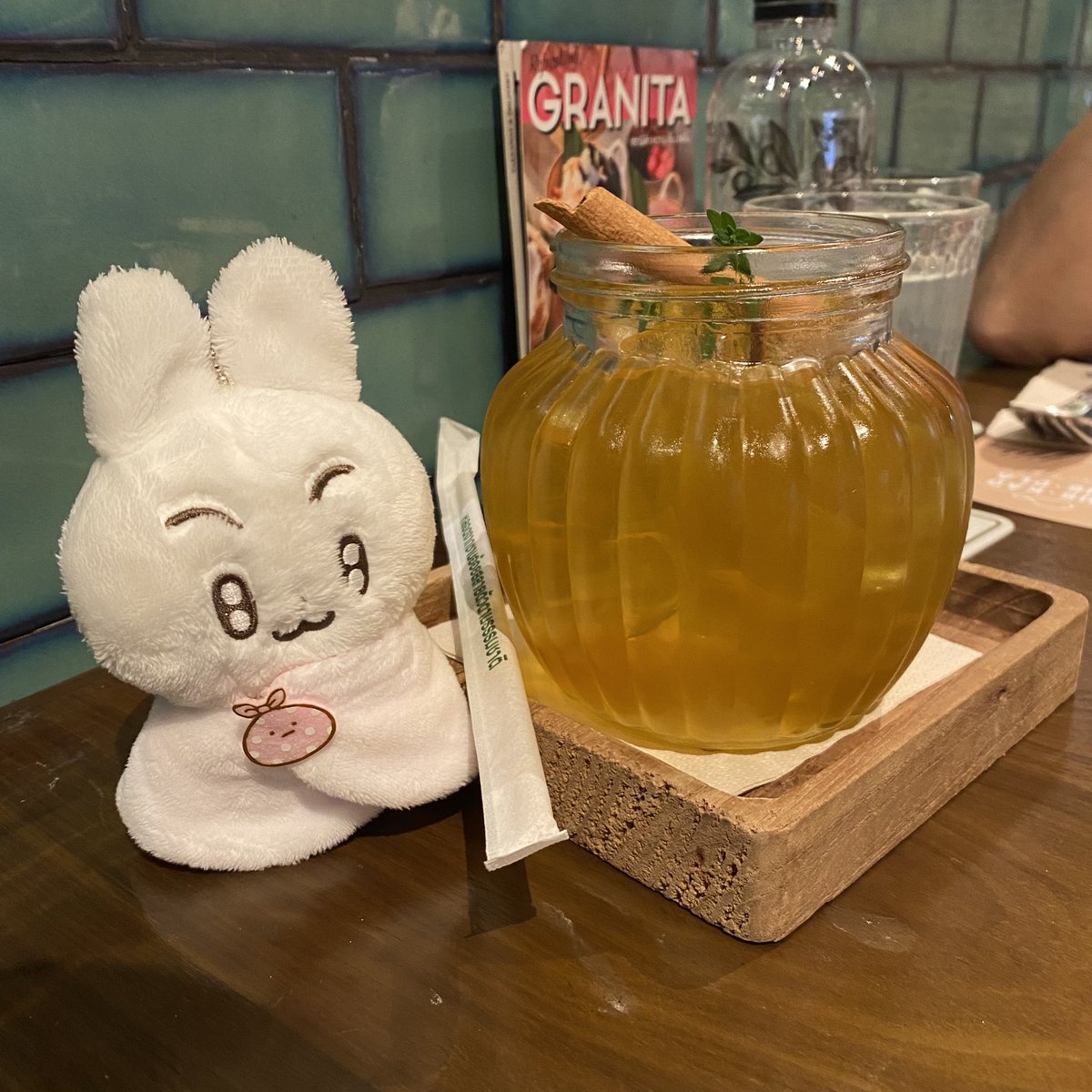 1j2lly05's tweet photo. 태국..
오랜만이댜.. 😋 https://t.co/Cfwi4sibQd