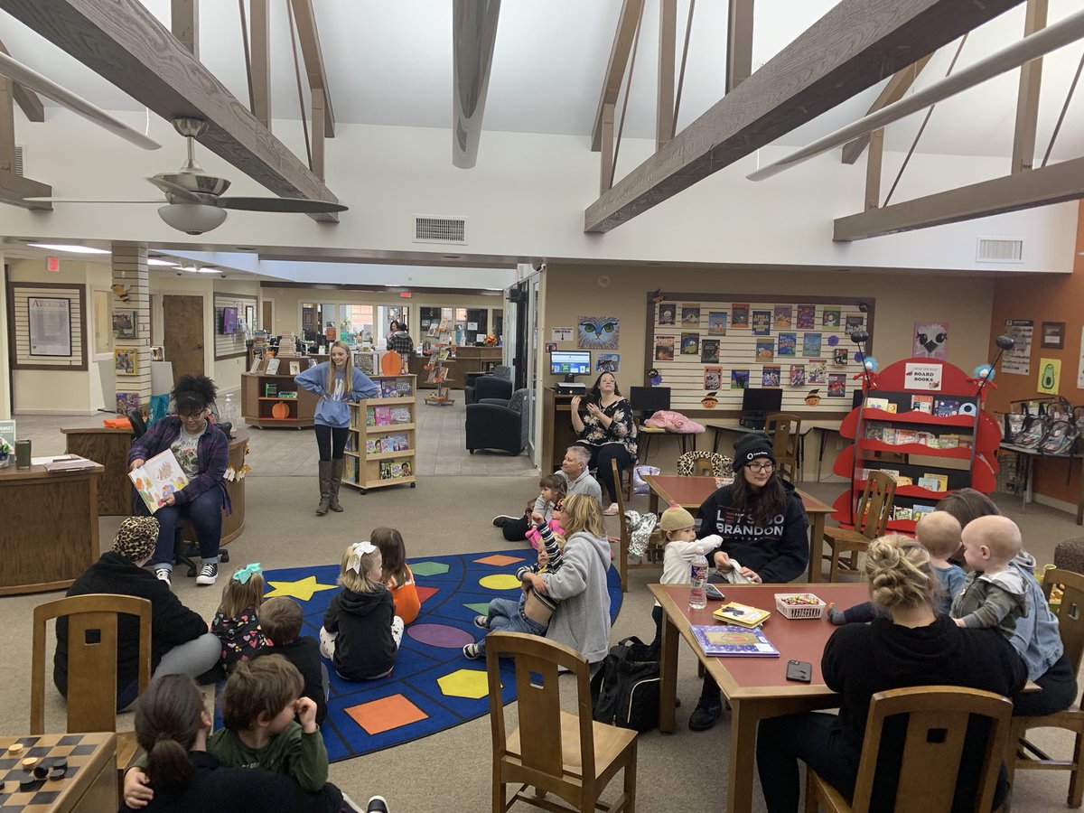 stony12270's tweet photo. Libraries are unique spaces. This morning at Storytime, it was a place of literacy for young children. Next it was a place of art activity. Then it was a place of community for all to visit.#StonyStories #libraries #library #hackingschoollibraries https://t.co/cjmHpAFfJj