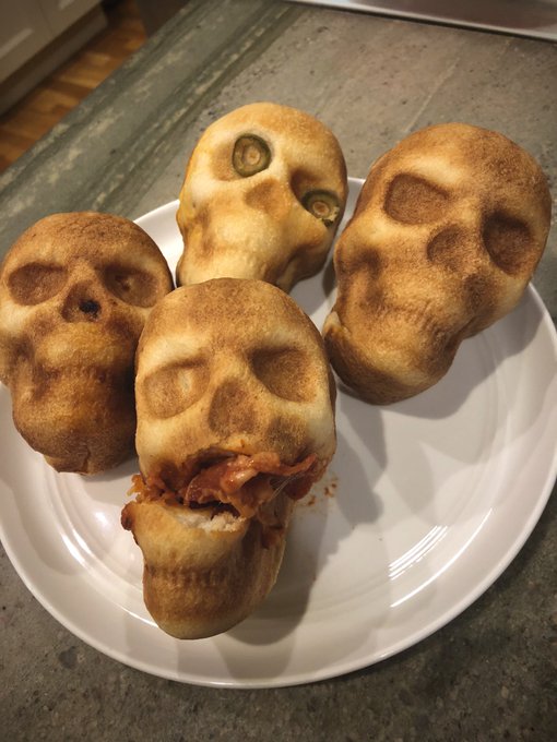 If You’re Not Making Pizza Skulls This Halloween Then You’re Doing it Wrong