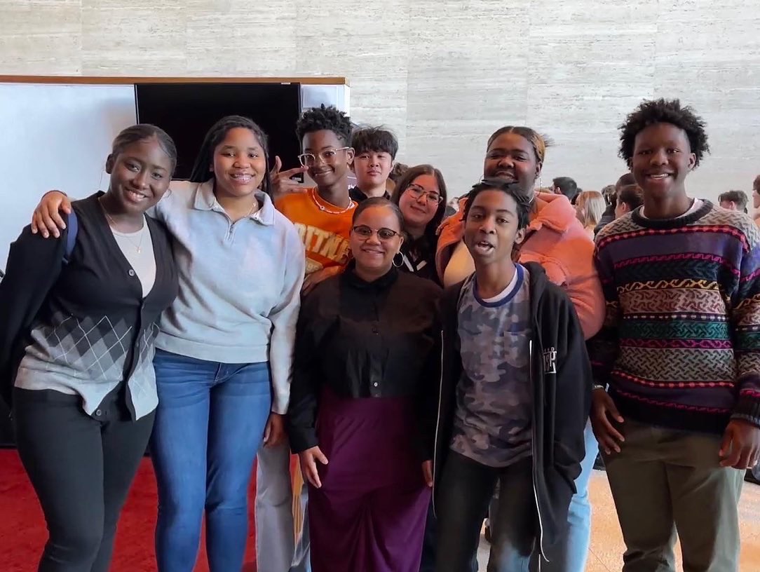 hspvaband's tweet photo. Thanks to the Houston Symphony for inviting our HSPVA band, orchestra, and piano students to Jones Hall today for an open rehearsal. We enjoyed the artistry on stage, and appreciated the opportunity to speak with new music director Juraj Valčuha during the break. https://t.co/pTMXTMQrZz