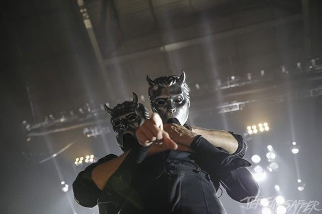 hyperpopcowboy's tweet photo. @AMAsVotingTrack @coldplay @thebandGHOST @ChiliPeppers @Imaginedragons @machinegunkelly WERE SO CLOSE TO NO.1 GHESTIES !!!!

I just voted for Ghost “Impera” for FAVORITE ROCK ALBUM at the #AMAs https://t.co/wbMabSjGCq