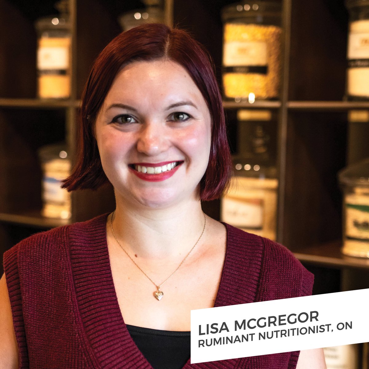 We have welcomed a new Ruminant Nutritionist, Lisa McGregor! She has a Master of Science Degree in Animal Nutrition and Metabolism from the University of Guelph, and she specializes in ruminant and dairy nutrition.

#agjobs #ruminantnutrition #OntDairy #OntAg