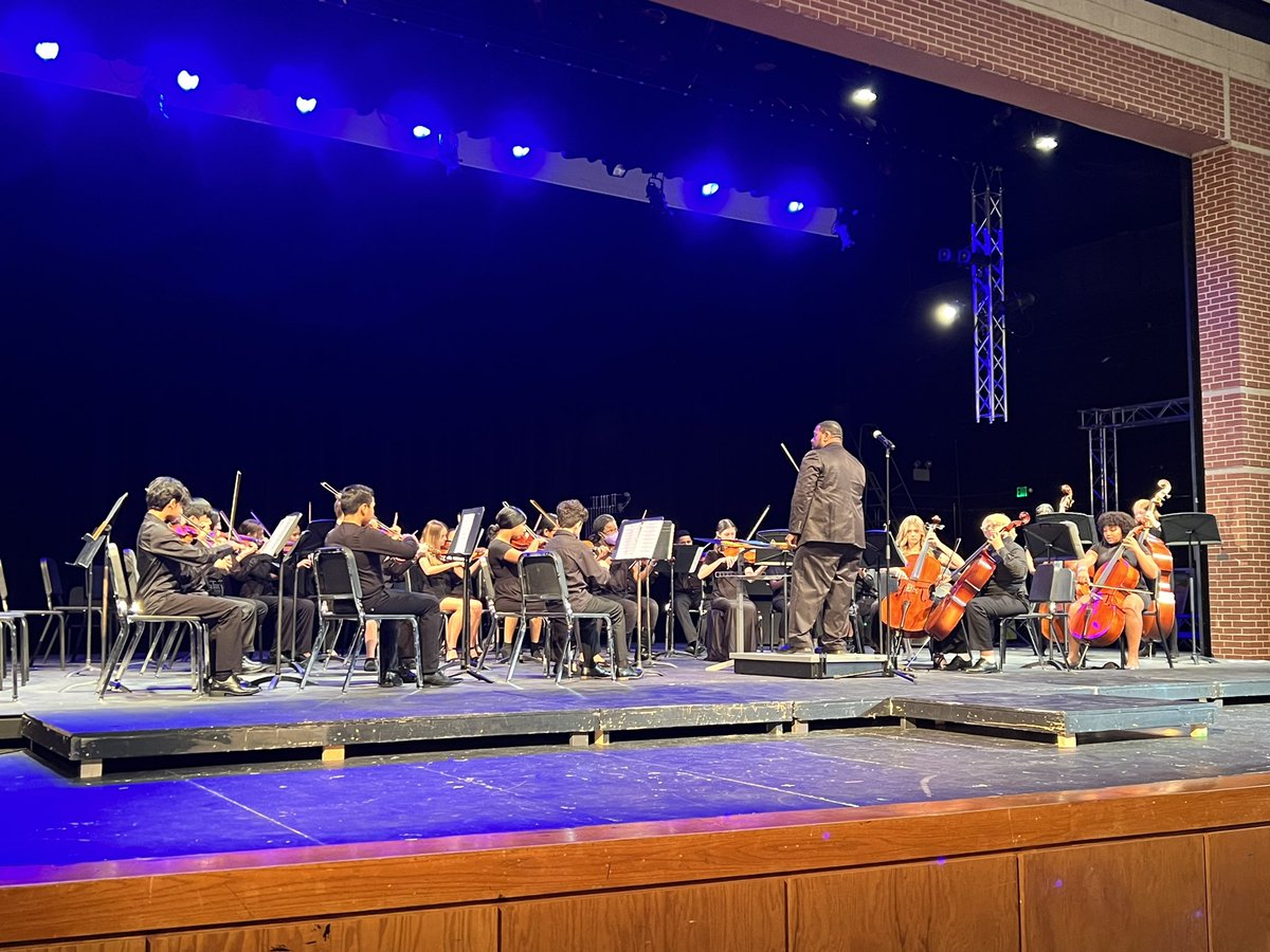 Bravo! Combined Fossil Hill and Vista Ridge Orchestra! 🐾🐾🐾#pantherpride