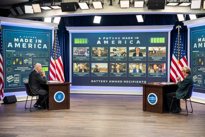 President Biden and Secretary Granholm participate in a conversation with battery award recipients.
