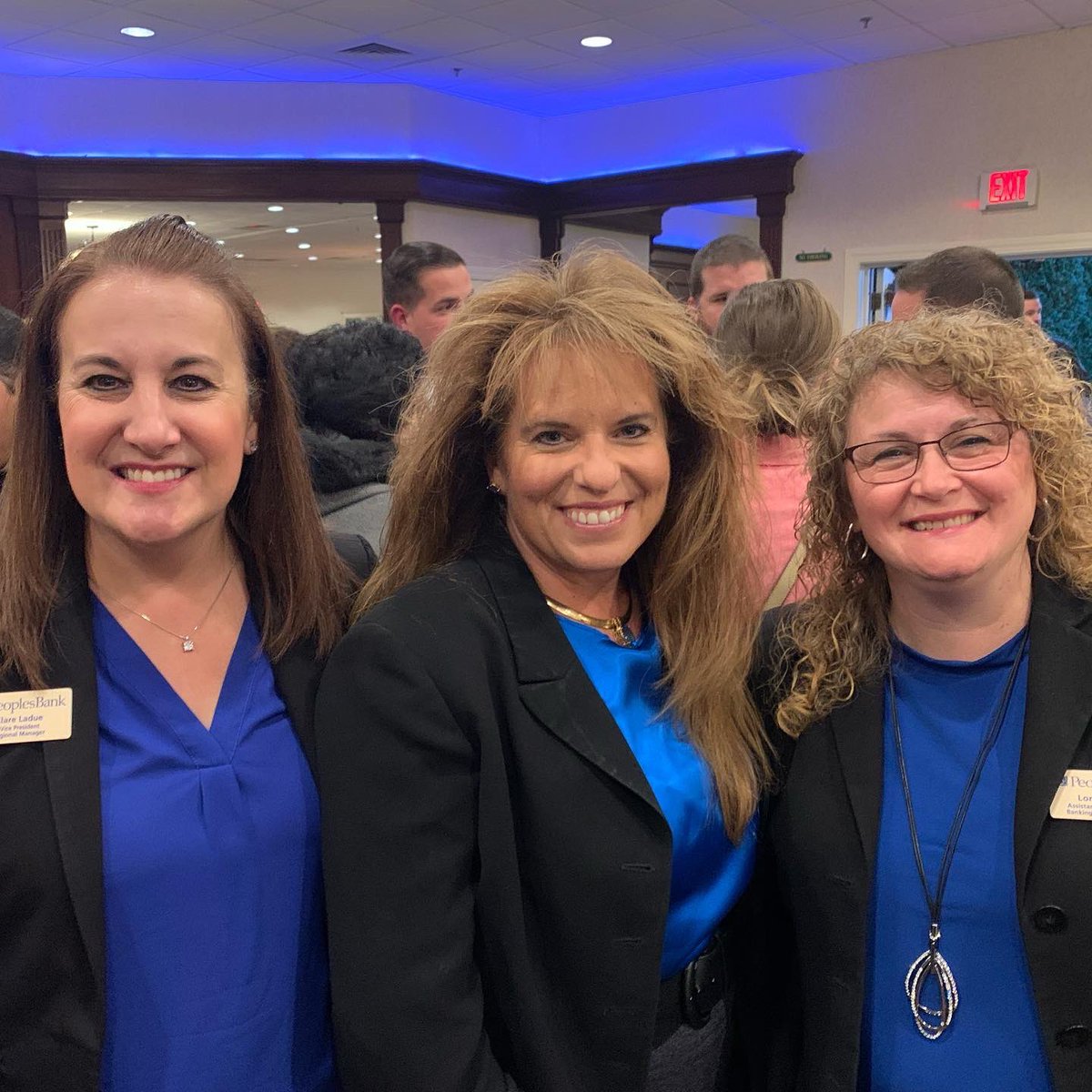 BankAtPeoples's tweet photo. PeoplesBank was thrilled to be honored with our 8th Best Local Bank and our 10th Best Mortgage awards at tonight’s Reader Raves awards ceremony.
#BankAtPeoples #PeoplesBank #RealSimpleBanking #westernma #wmass #pioneervalley #ma #readerraves https://t.co/bcGUSOT8Du