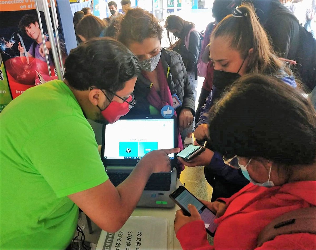 UNAMdigital's tweet photo. Así nuestra visita en las instalaciones de #Prepa7UNAM.
Tuvimos la oportunidad de brindar información sobre nuestros #serviciosTIC a trabajadores y estudiantes.
Mañana nuevamente estaremos en ese plantel ¡Los esperamos!
#GiraDGTIC #DGTICentuPrepa #TodosenLíneaconlaUNAM #ENP7 https://t.co/cJgzGGYwSZ