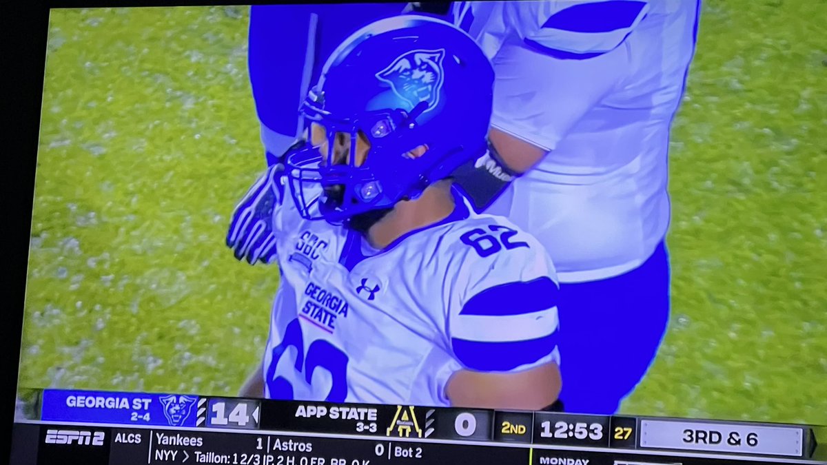 RustyMansell_'s tweet photo. It’s still football season @steakshapiro 
No time to slack on it. #WednesdayFootball https://t.co/630nT8jgx4