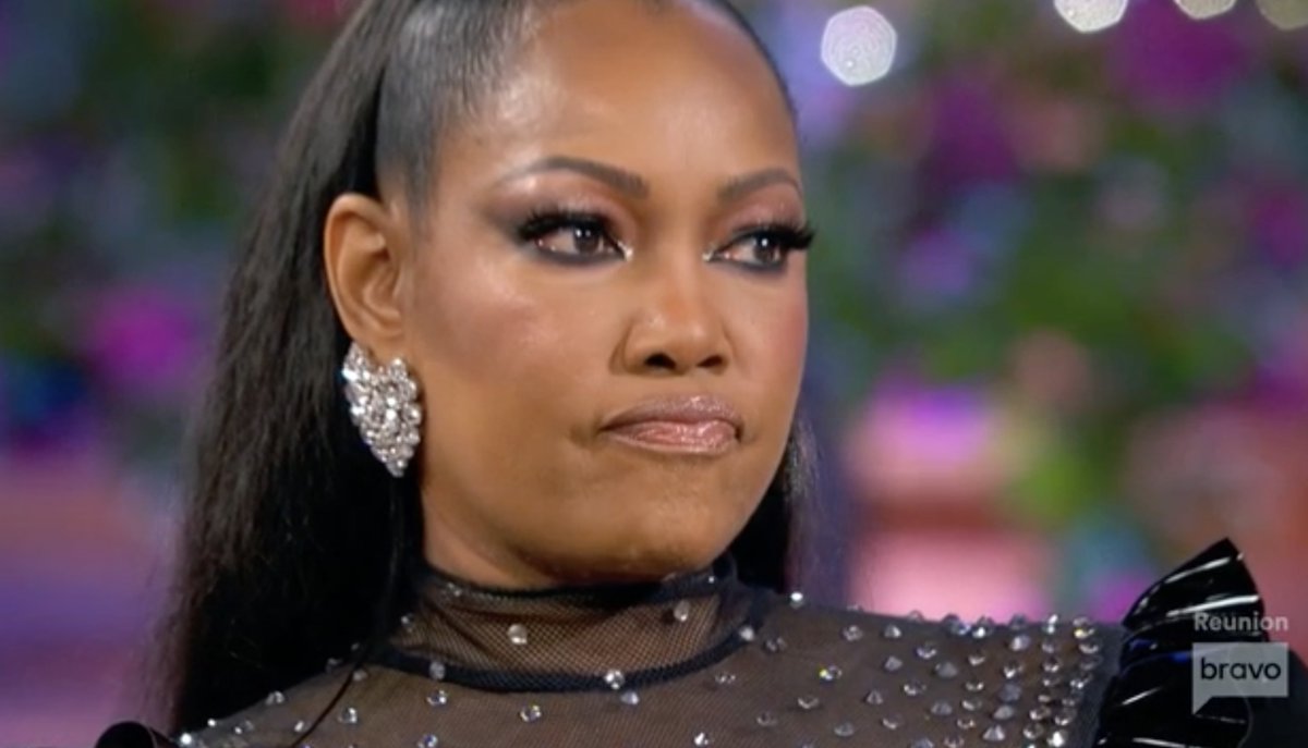 JunkiesReality's tweet photo. Garcelle looks PISSED the segment about trashing her book turned into a joke about Erika taking the heat for not recycling. The disrespect for Garcelle could not be more obvious! #RHOBHReunion #RHOBH https://t.co/XXqZr1QAaE