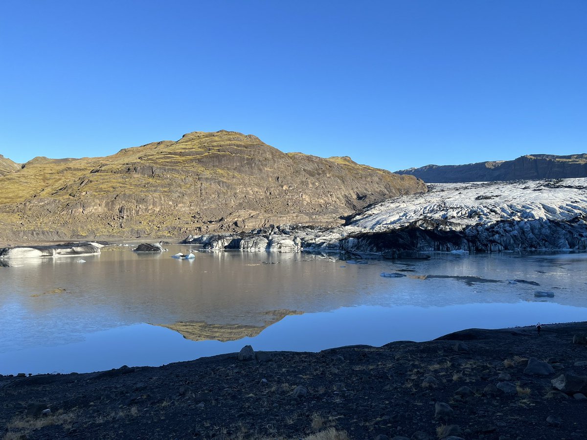 MissHBHistory's tweet photo. Day 3: another wonderful day! Started with Dyrhólaey, then the Sólheimajökull glacier (which absolutely blew me away!), Seljalandsfoss, Gljúfrabúi, ending with the LAVA centre. We’re literally all having the best time, can’t believe it’s the last day tomorrow! @Tranby_school https://t.co/PXkhvyX4Yh