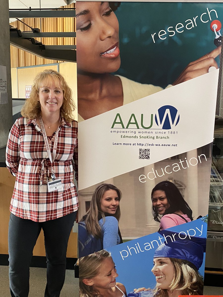 AAUW_ESKBranch's tweet photo. Today’s Involvement Fair @wsueverett was a great success! 
We even ran into one of our 2014 former scholarship recipients, Kari Mikesell! 
.
.
.
.
#WomenSupportingWomen #AAUW #WSU #WSUEverett #EverCougs #EverCoug #WomenInSTEM #Scholarship #SnohomishCounty #Edmonds #Everett #SnoCo https://t.co/9Jvc1tLpP0