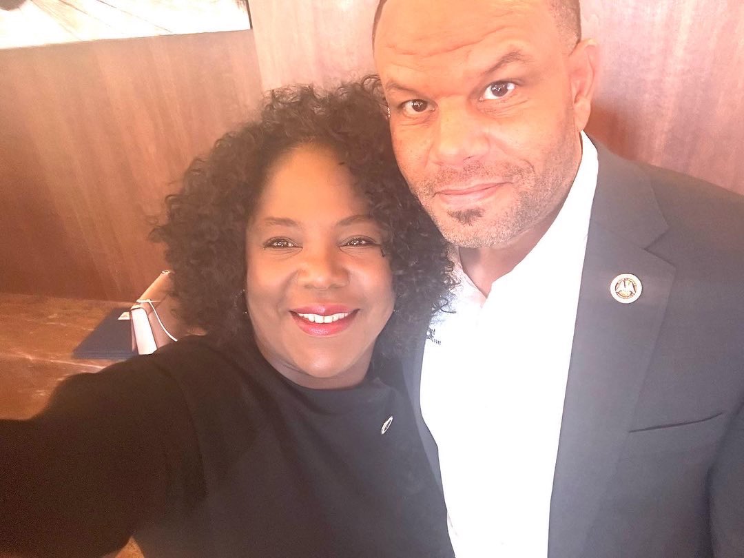 DeeBoydBroker's tweet photo. Legislative Outreach with the Louisiana Realtors Association
#staterepdelishaboyd #delishadelivers #louisianarealtors #DelishaBoydLLC #delishaboydrealty #rockstarrealtors https://t.co/fKxinqC1I1