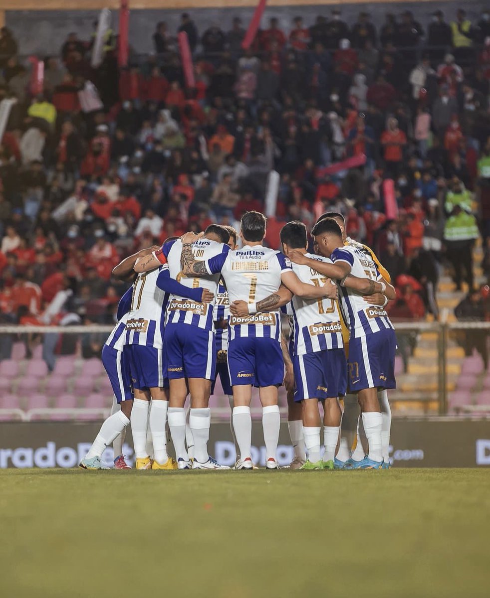 Macarena18M's tweet photo. Bueno gente no me he olvidado. SORTEOO 💜🚨. Gracias a @AndinaColor 🎨, sortearé dos entradas a ORIENTE CENTRAL para el partido de mañana de @ClubALoficial. Dale RT a este tweet y seguirme. Además seguir a @AndinaColor en Twitter y en IG: https://t.co/oFRrB5vGNs. https://t.co/AIkrFsZZVi