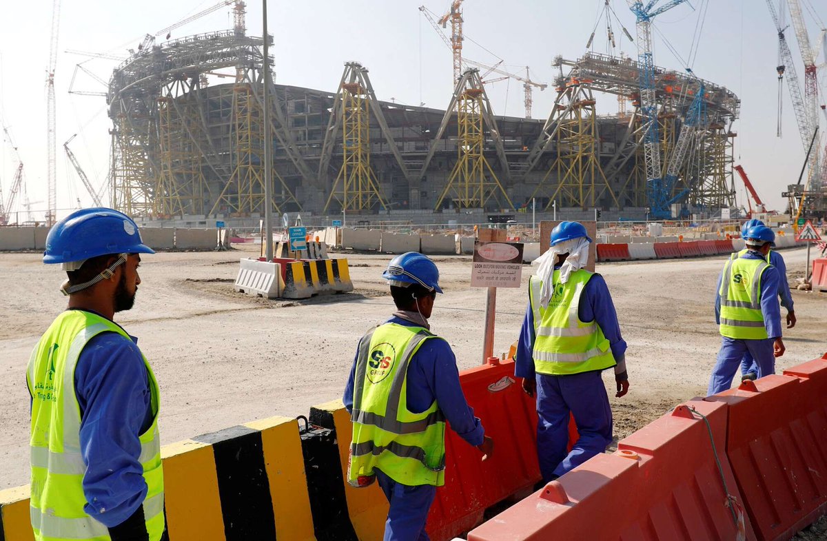 With only one month until the #WorldCup opens, read new @HRW research showing how many migrant workers in #Qatar had to pay illegal recruitment fees. Unscrupulous companies transferred their costs to impoverished migrants, who ended up in debt bondage: hrw.org/news/2022/10/2…