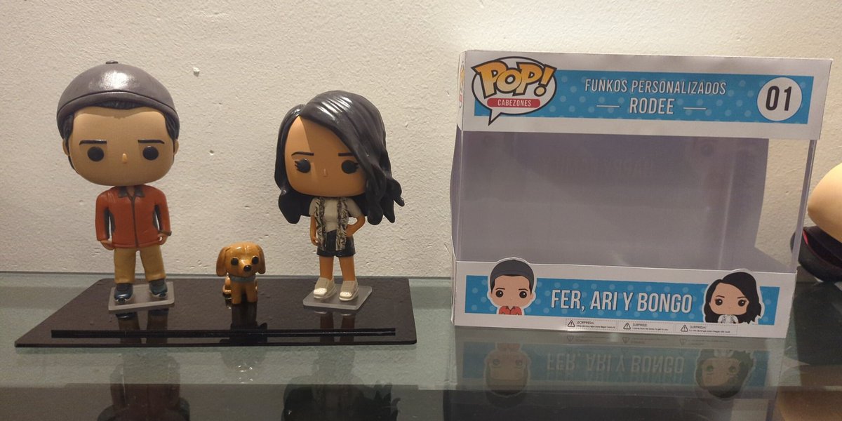 FGalvanR92's tweet photo. Me podrá haber llegado 10 meses tarde mi regalo de navidad de @aryrioseco, pero valió la pena la espera https://t.co/7mPmxE5tbO