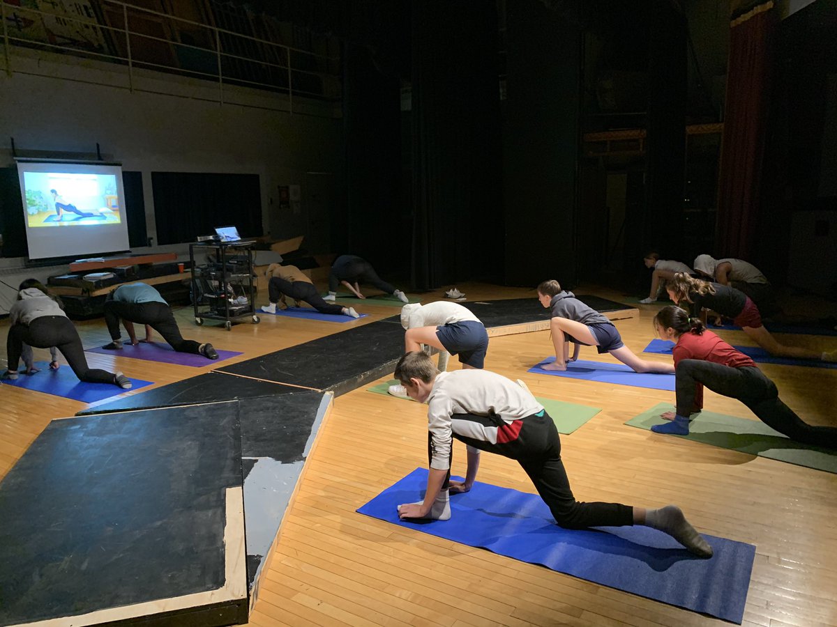 SCIdance's tweet photo. The "day before XC finals" yoga tradition continues. Good luck to all of our athletes tomorrow. #winatsouth #xc #dresswarm https://t.co/dB5IJmTR08