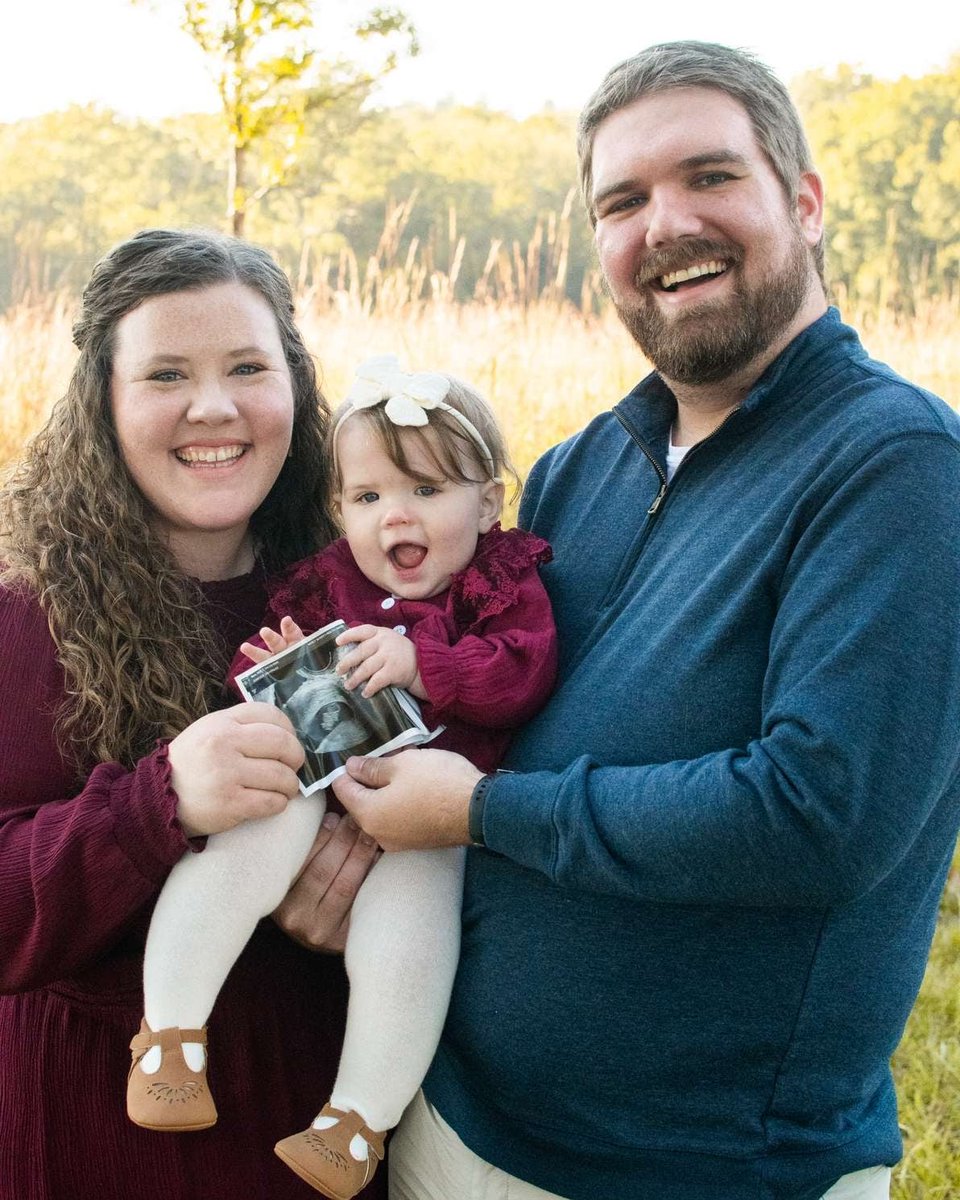 MrsMBeers's tweet photo. Sadie is going to be a big sister!

Baby Beers #2, coming in May! https://t.co/LbZdHNNKEG