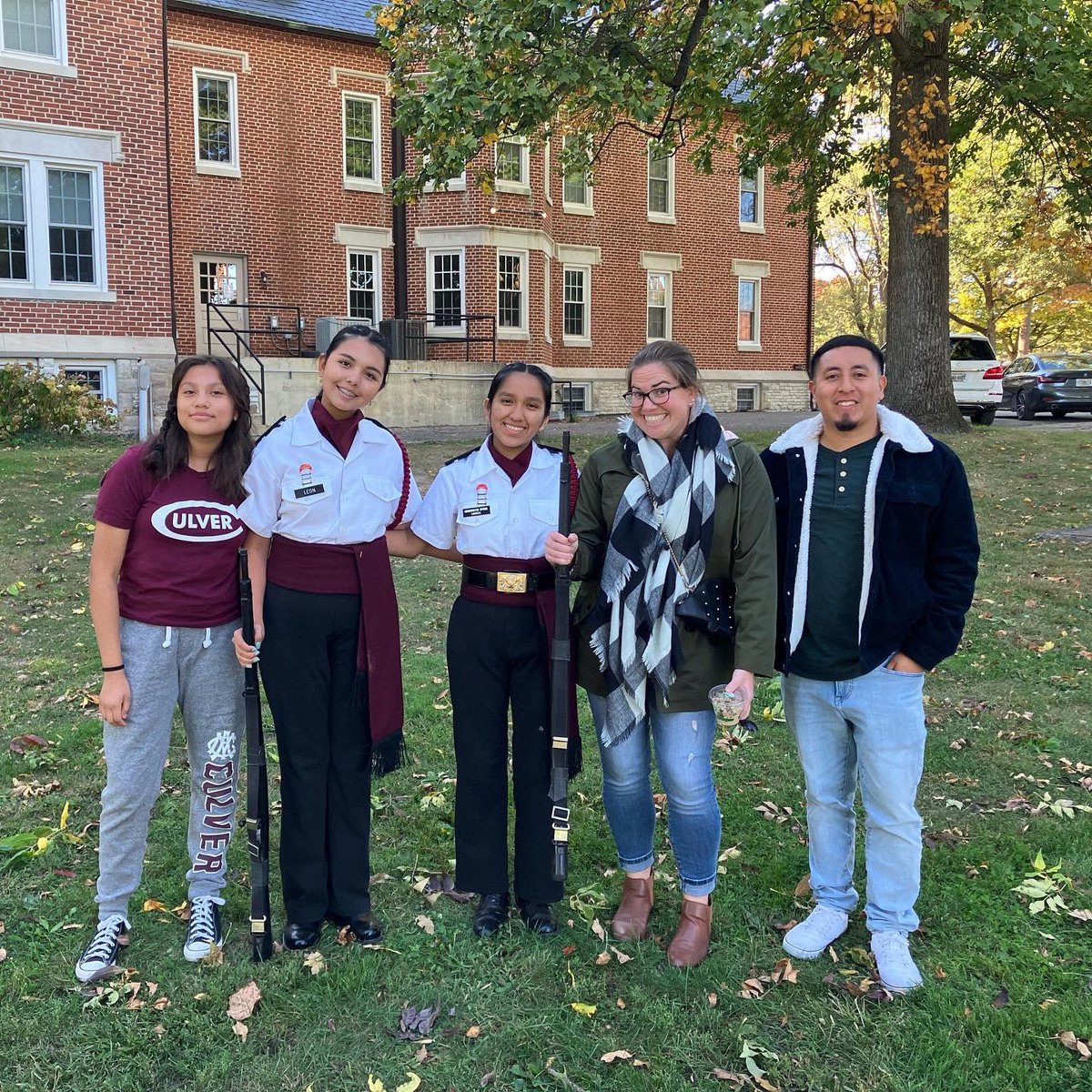 YESscholars's tweet photo. YES LA staff recently visited four scholars at @CulverAcademies in Indiana for Parents' Weekend. Students involved in track, football, crew, cheerleading, and rifle corps demonstrated their talents over the weekend!🎉 https://t.co/G1Mijuwbzp