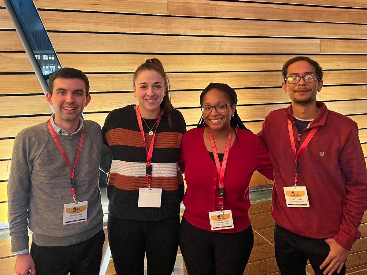 DPMP students at GPEN (Globalization of Pharmaceutics Education Network) in MN!

From left to right: @dyhendy98 from <a href="/AinslieLab/">Kristy Ainslie</a>, <a href="/emilybeboopbonq/">Emily Bonacquisti, PhD</a> from <a href="/JulieNguyenLab/">Juliane Nguyen</a>, Natlie Jasiewicz from <a href="/JulieNguyenLab/">Juliane Nguyen</a> &amp; <a href="/PalasTiwade/">Palas Tiwade</a> from <a href="/TheFentonLab/">Owen S. Fenton</a>

Have a great conference everyone!