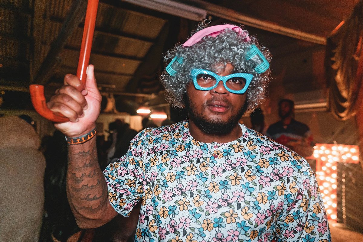 WFTN X FREEWATER HALLOWEEN PARTY! Next Friday! Howlin Wolf!
-
Live performance by <a href="/jzzleonline/">jzzle</a> 
$500 Costume Contest! 
Over 200+ tickets sold 
-
This was one of the past costume parties! Grab limited tickets @ dice.fm/event/koxrp-fr…