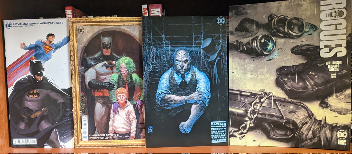 Kurtopolis's tweet photo. Happy #NCBD everyone! Another decent size week for me! No idea where I'm gonna start. What are you excited about?! #comics https://t.co/YTlM9EGq6N