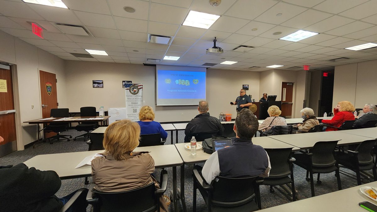 BussForJudge's tweet photo. Sobering evening at the HPD Midwest Division PIP Meeting hearing from Sgt Gracia about Human Trafficking.

There are currently an estimated 313,000 victims of Human Trafficking in Texas. https://t.co/UWuk8xMyIw