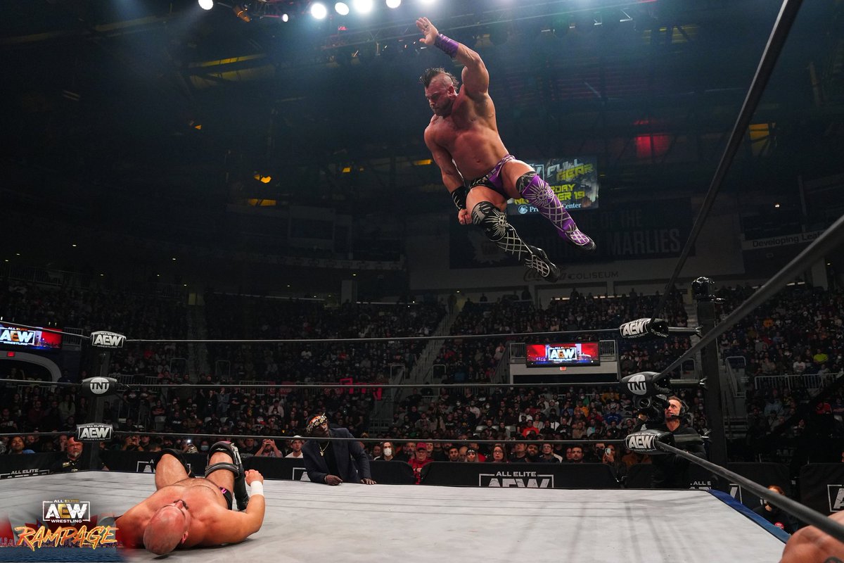 briancagegmsi's tweet photo. #Betterthanpunkelbowdrop 😆 https://t.co/WUP1ETA9nN