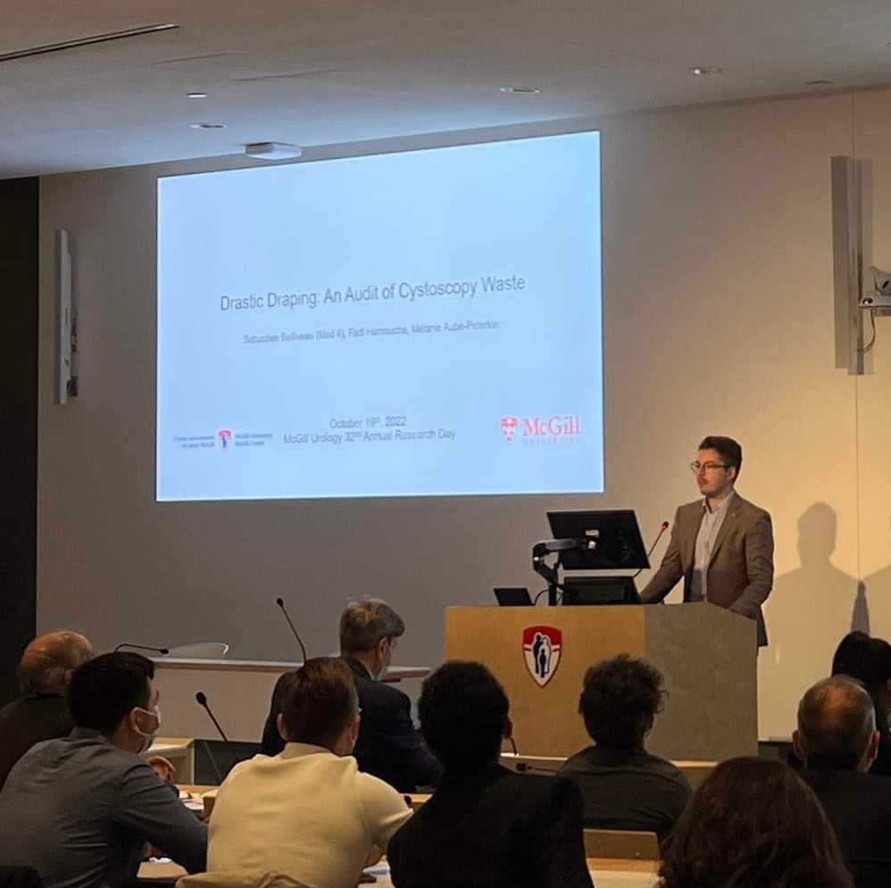 BelliveauSeb's tweet photo. Fortunate to have been able to present on #sustainability 🌎 at the @mcgillu #urology research day &amp; to learn about all the science going on in the division 🔬⚗️🥼⚕️! https://t.co/IY0D3RkBSM