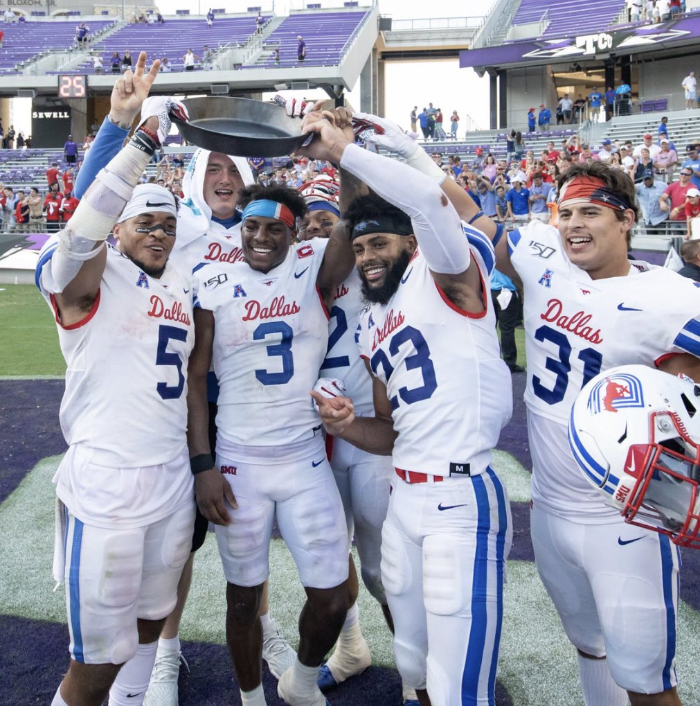 r_pettijohn's tweet photo. Blessed to recieve an offer from Southern Methodist University🔵🔴 @SMUFB @rhettlashlee @CoachNady @CoachKyleCooper @McKinneyHS_FB @Coach_Shavers @coachjordan03 @CoachSowe https://t.co/5PB9qU0zK1