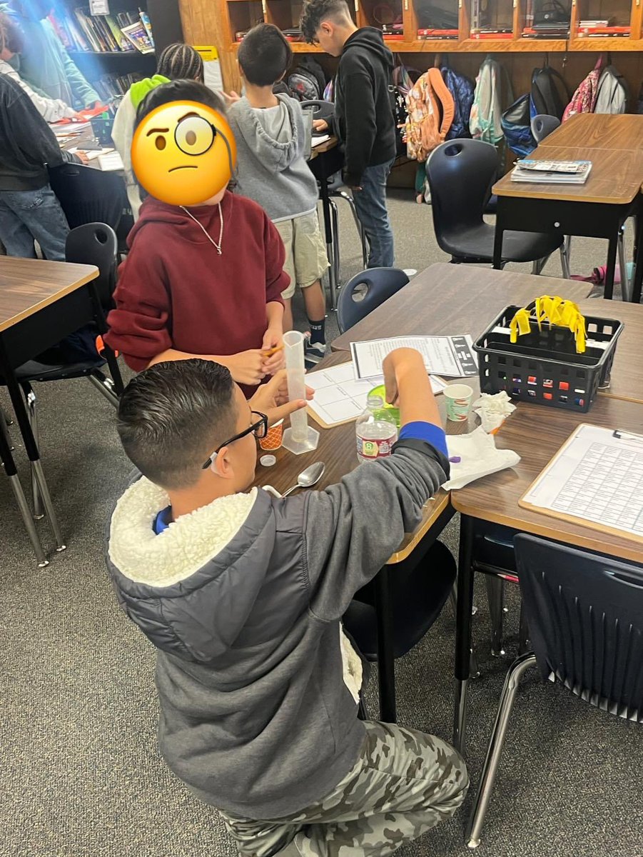 MrsStephieG's tweet photo. The Amazing Race: Science Edition. A day of hands on exploring through roadblocks and checkpoints! #thecoleway https://t.co/FXh6V7HimK