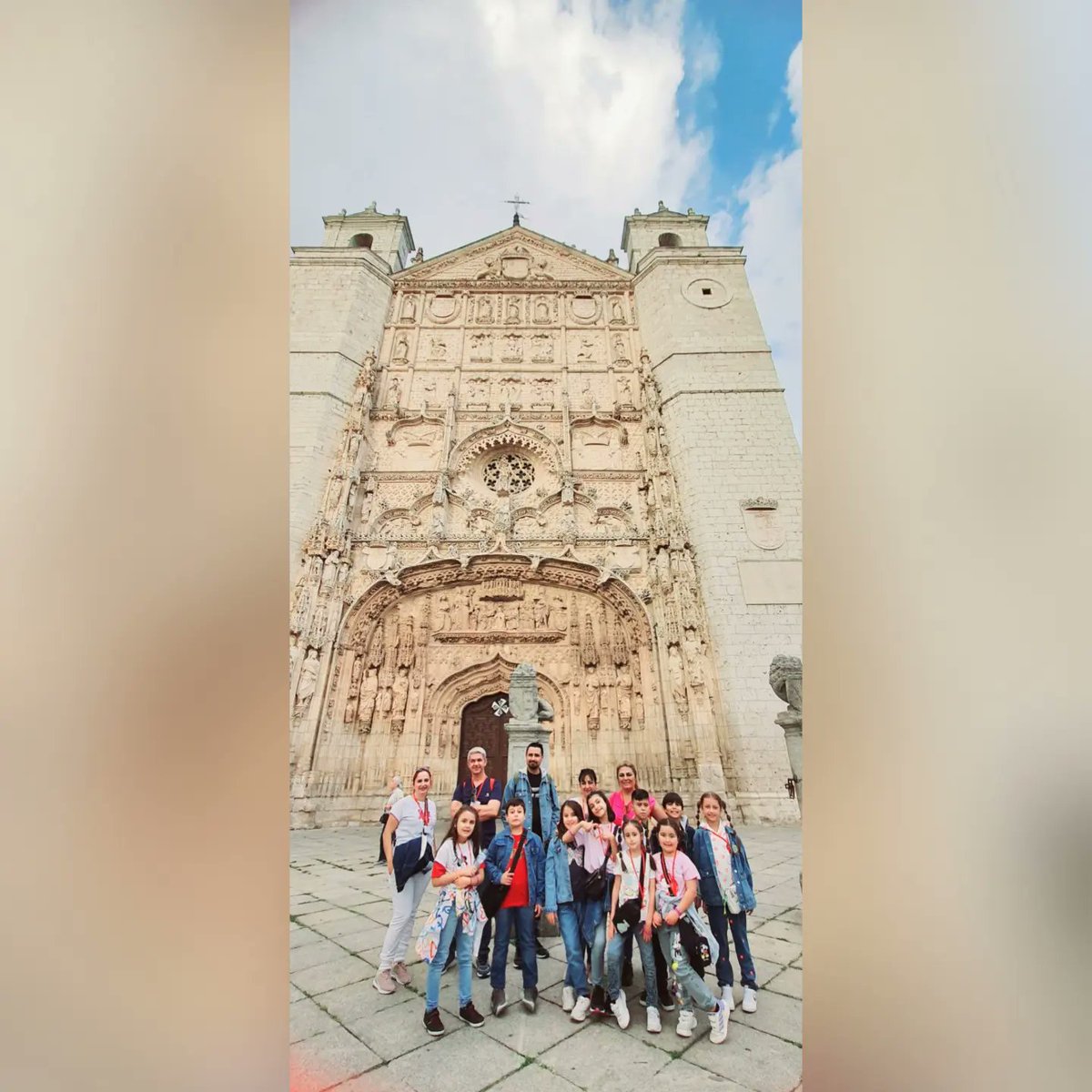 TurkeyPlus's tweet photo. 🇹🇷🇪🇸İspanya öğrenci hareketliliğimizin dört ülkenin katılımcıları İspanya/Madrid, Valladolid  ve Tordesillas’ta eğitim ve kültür gezisi gerçekleştirdiler.
@tcmeb
@ABBaskanligi @ulusalajans
@1Havaikmal
@EskisehirMem
@odunpazarimem
@COLEGIOPEDROI
@one_climate
@ErasmusWater https://t.co/ReyHZpcu5x