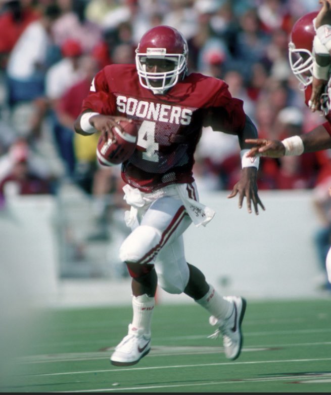 TFlanagana's tweet image. #JamelleHolieway