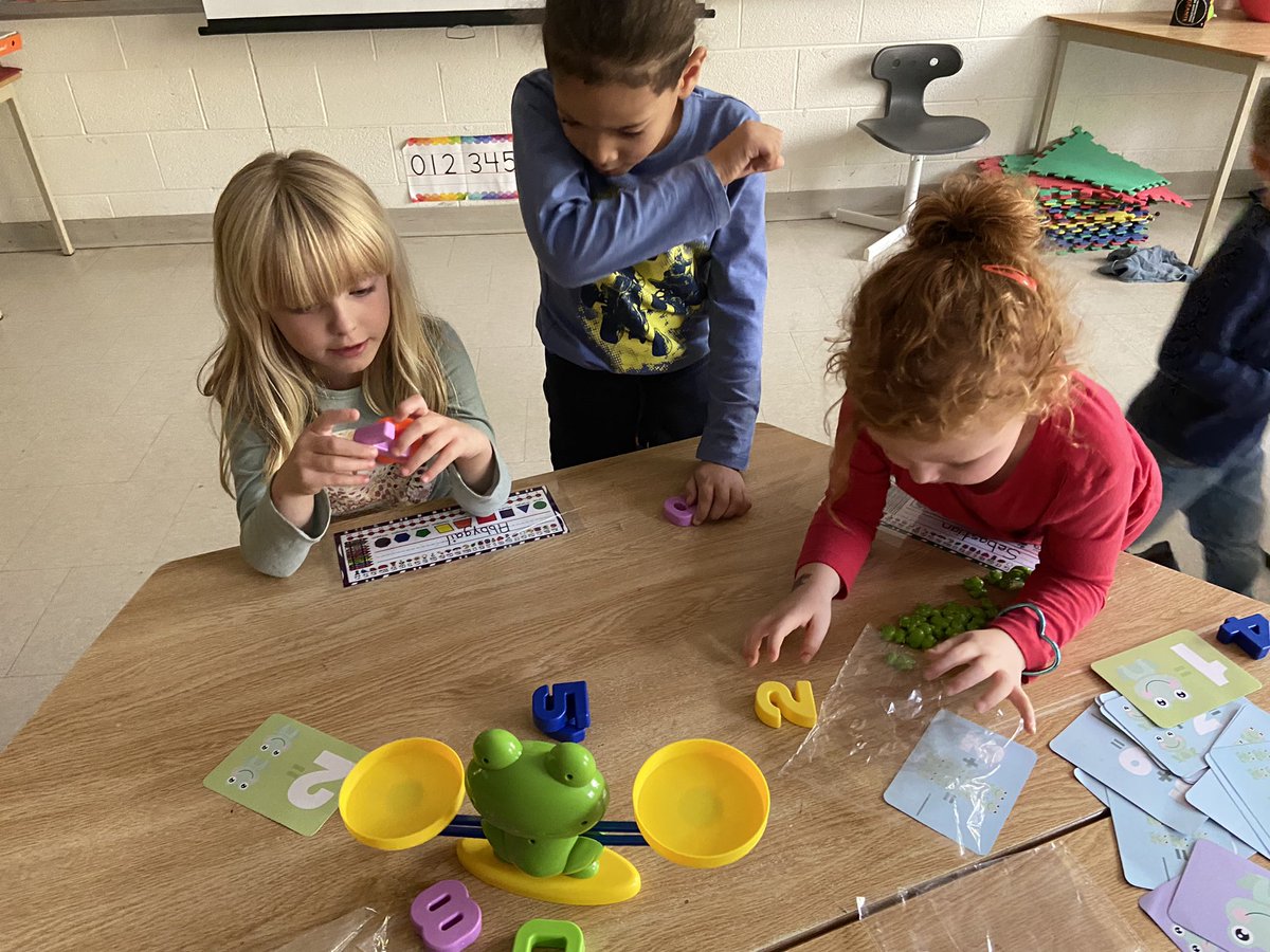 Ms_Pastore's tweet photo. Math centres have been a hit in our SK/1 class this week  #measurement #adding @SMCDSB_SNC @SMCDSB_SNC @3marydm https://t.co/pSLZlK3UxV