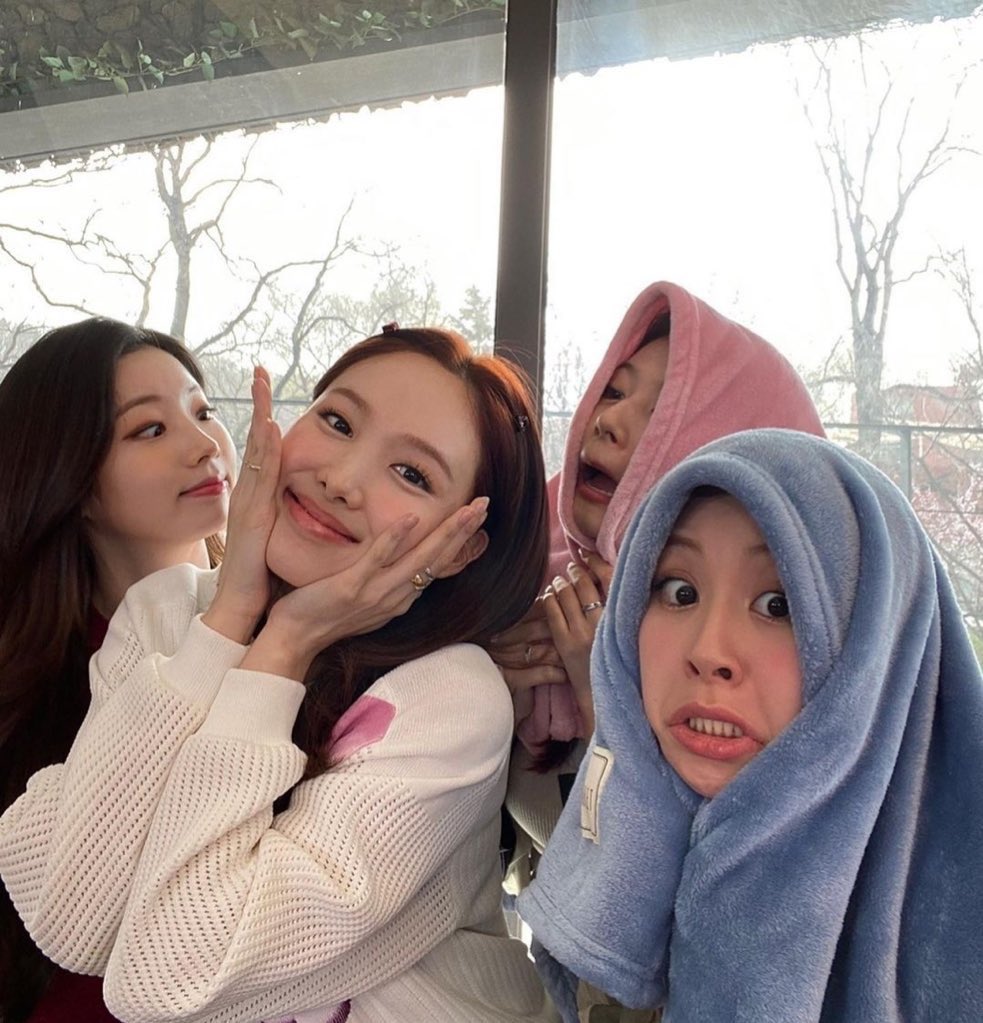 kpop77once's tweet photo. 大好きなおちぇん🍓Twitterでは息してないけどインスタとか毎回チェックしてるよ♥
 #TWICE_7TH_ANNIVERSARY https://t.co/Oy20rGLUlf