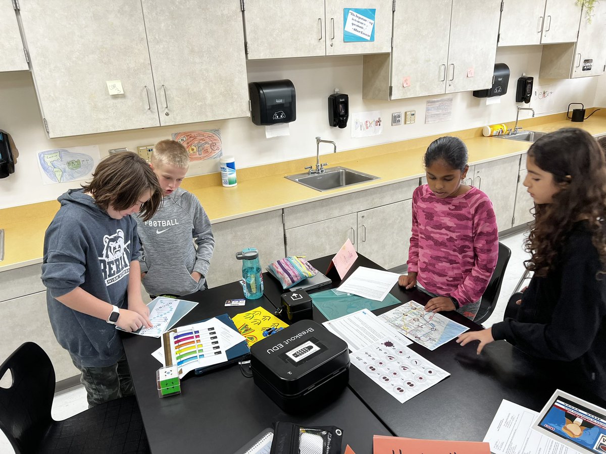 SMSwiz's tweet photo. Breakout box time! https://t.co/zBr8RJfHkc