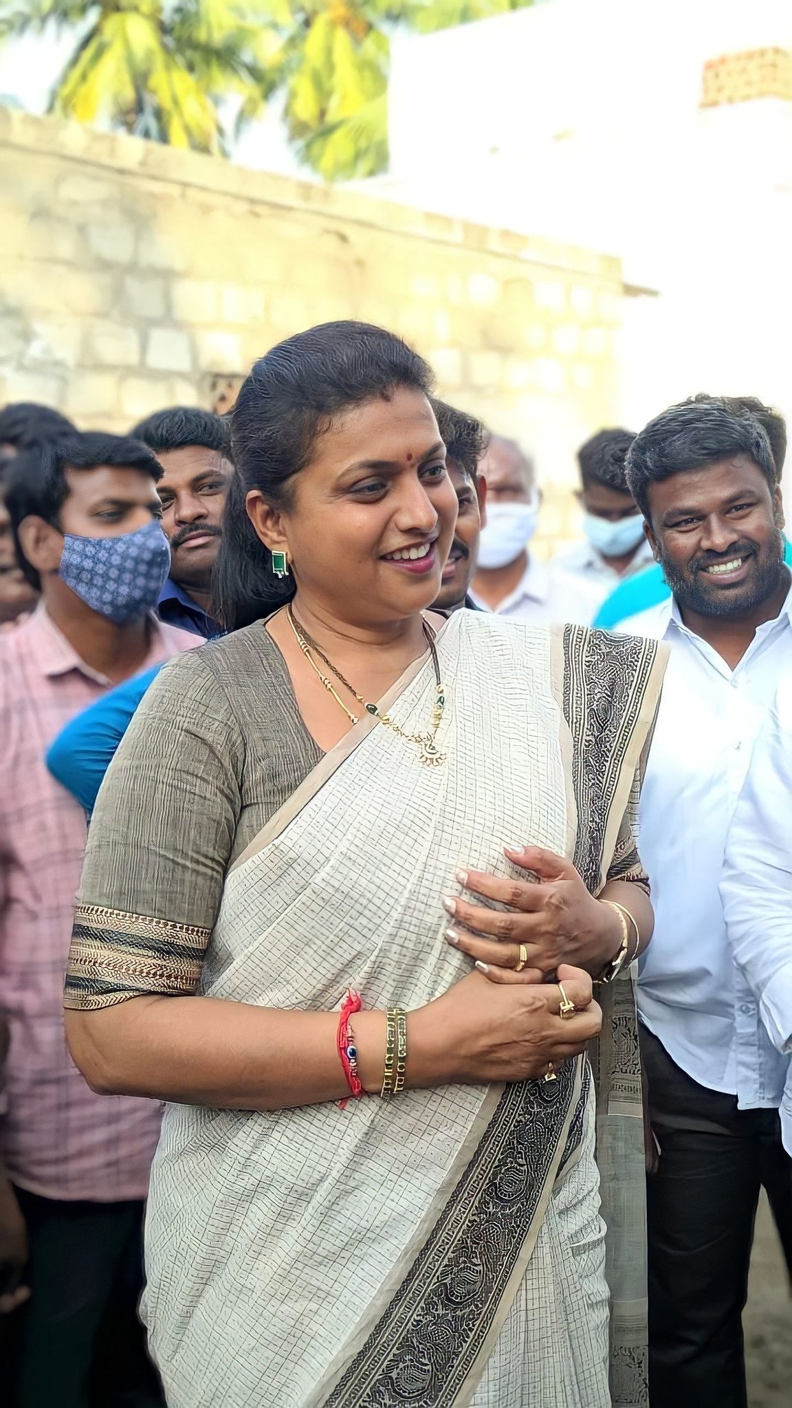 Hot Actress Roja, Smiling RK Roja, Beautiful heroine Roja Actress