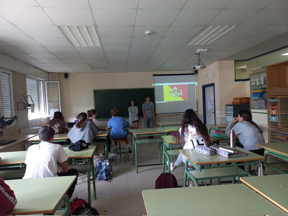 aranza_itu's tweet photo. We disseminate #InCCinContactinCulture Erasmus Project at @IES_Cantabria Great learning activities done at Convitto M. Cutelli- Catania, Sicily #ErasmusDays2022 Thanks for your commitment, students!! https://t.co/vTRu5THoKH