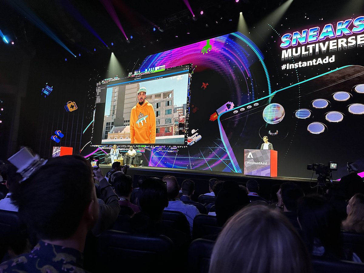 theChrisDo's tweet photo. Sneaks Multiverse
Auto tracking and compositing for video. #instantadd
@Adobe
#adobemax https://t.co/yV6WR2ZXt4