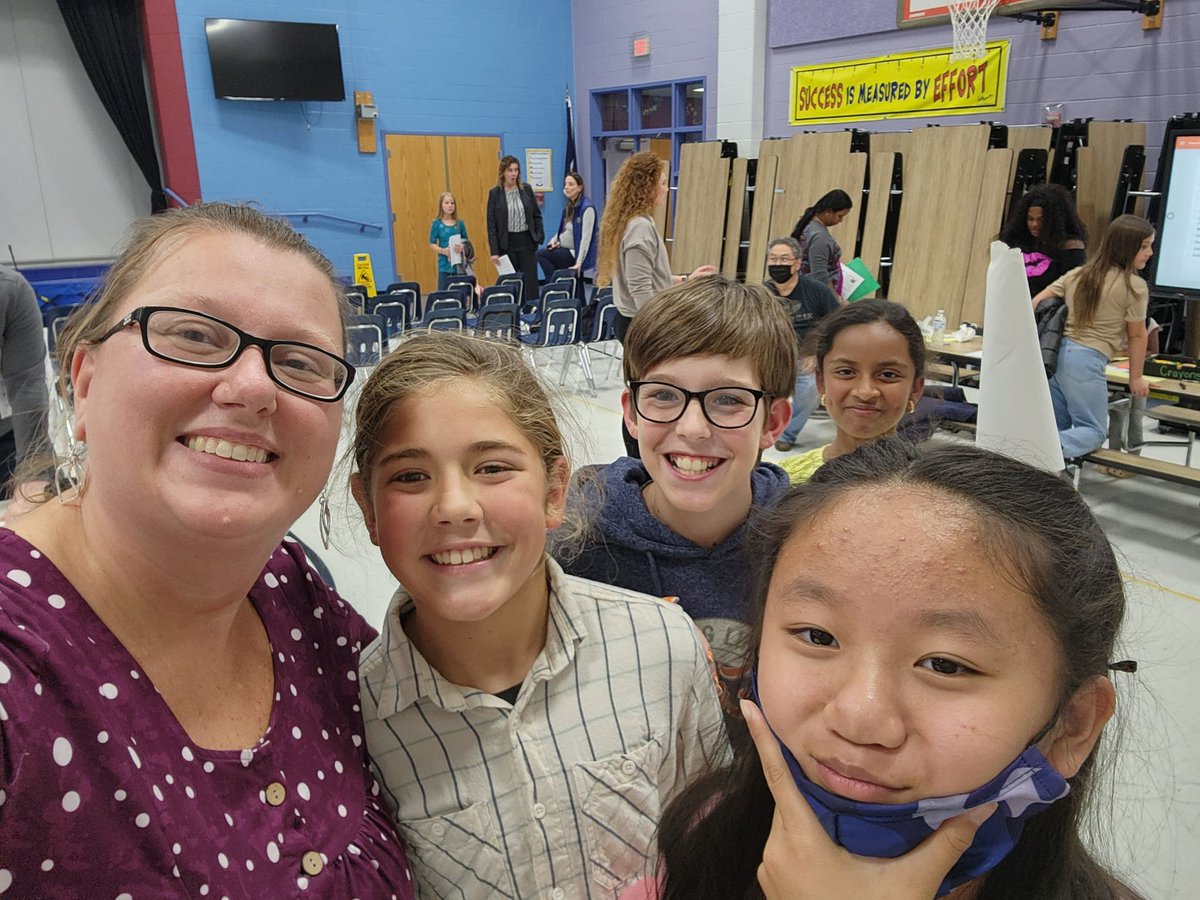 Can't believe how much the kids loved 'teaching' their families all that we do in gifted class. ❤️ so proud! Parents learned a lot and loved the slide show of their kids in action. Some even asked to take stuff home! #familyengagement #learningforall <a href="/SwansCreekES/">Swans Creek Elem</a> @PWCSGiftedEd