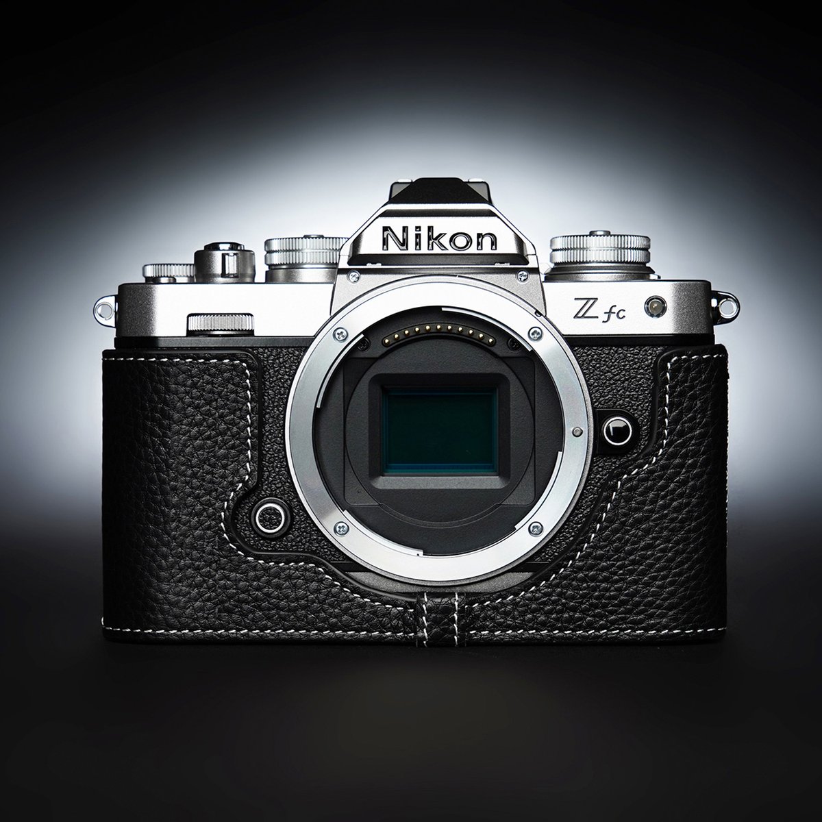 evhnYiJZ08ESINI's tweet photo. こんにちはスマイルカメラです😃
本日は人気のNikon Zfc用カメラボディーケース再入荷のご案内です!
TP Original Nikon Z fc 用 ボディーハーフケース ブラック
https://t.co/0uJMReoHAW
#カメラケース #nikonzfc #zfc #再入荷 #tporiginal #スマイルカメラ #nikon https://t.co/CwQRs3ezMP