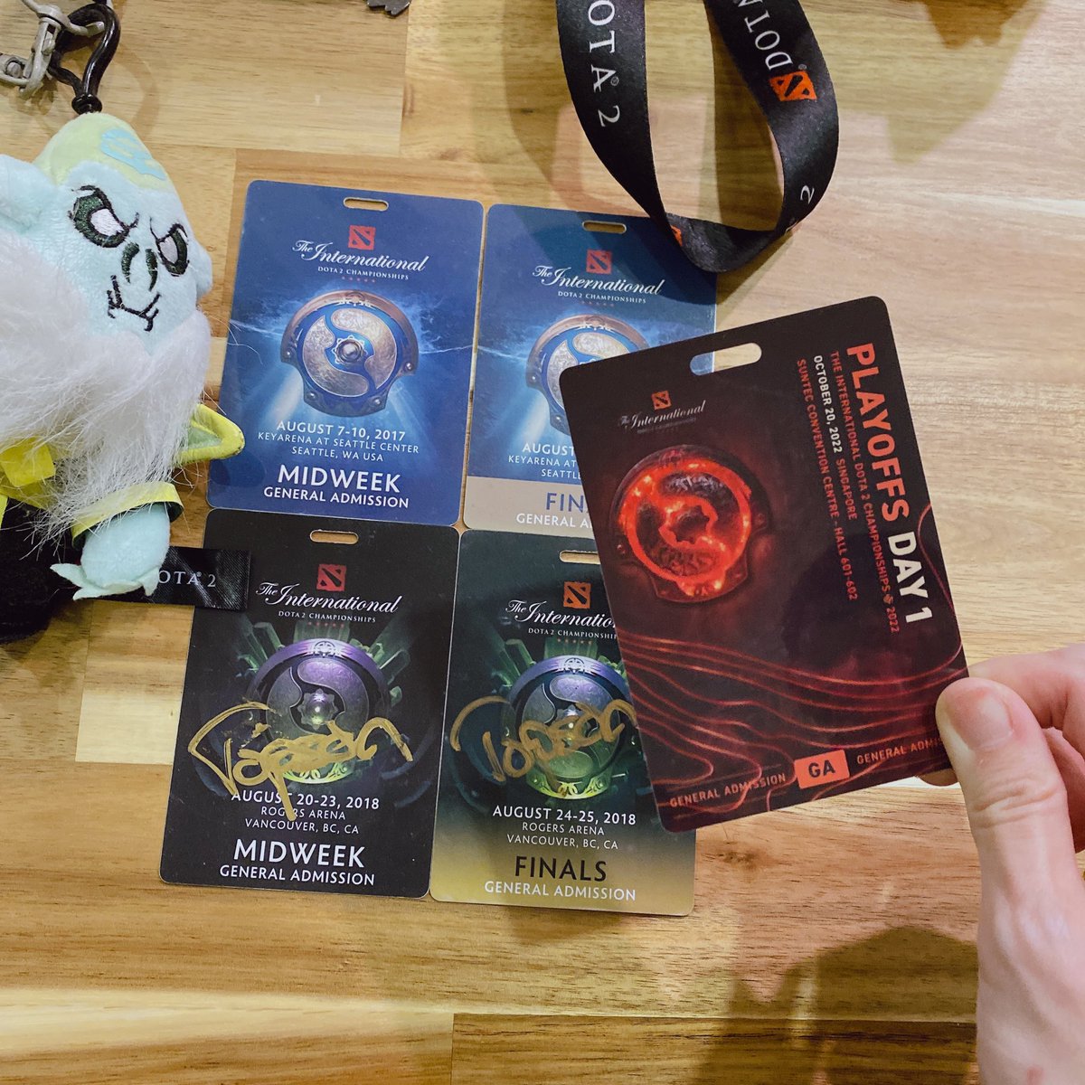 vonlimroar's tweet photo. Finally #ti11 in homeland - Singapore https://t.co/gdVEFYPCds