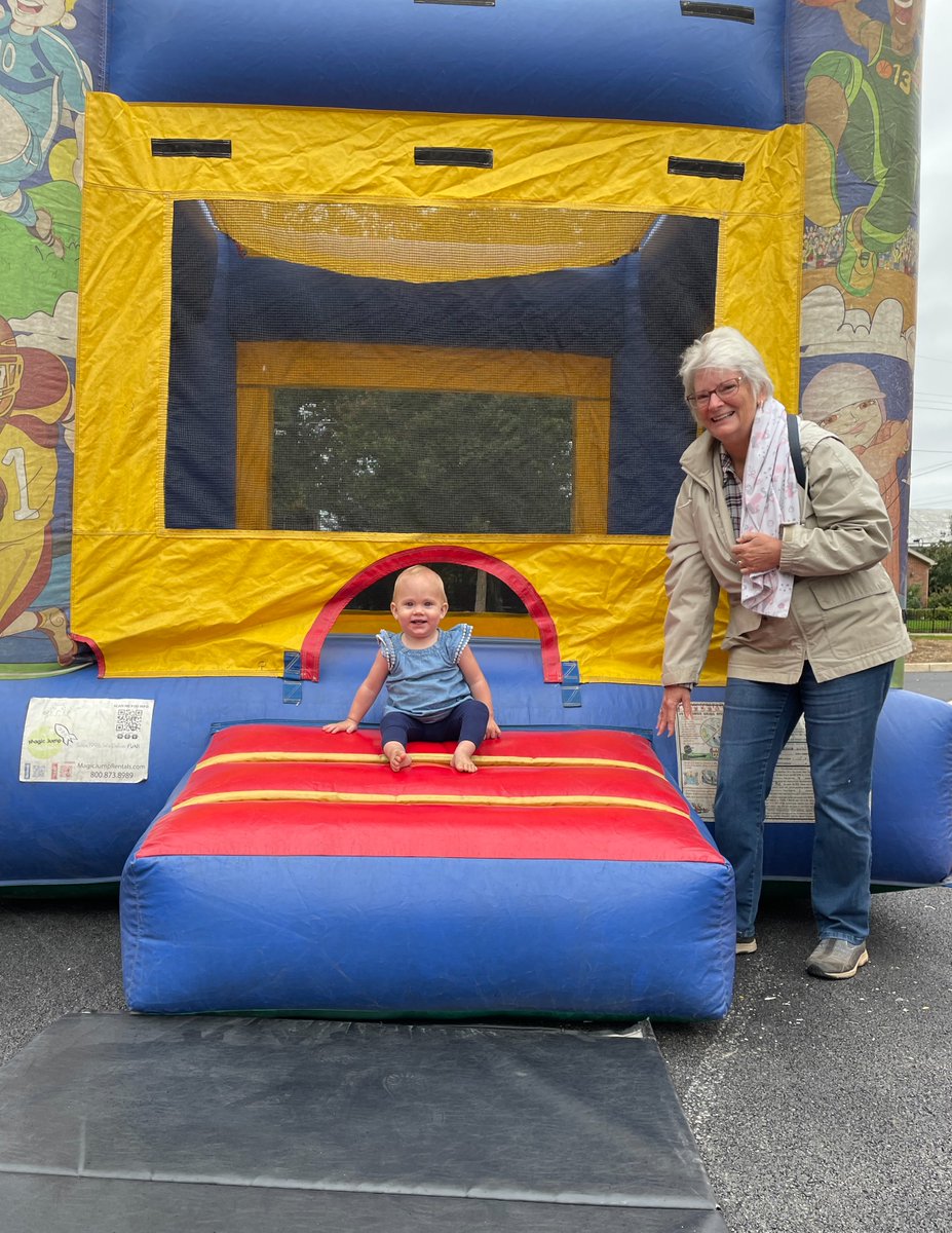 CarlisleFamilyY's tweet photo. Mark your calendar! Community Day Open House Sat, Oct 29 from 9:30am-2pm. Free fun for the whole family! Open to members and the public. https://t.co/PUvrmVcm4N
Thank you to @tuckeycompanies for sponsoring Community Day! #CommunityDay #CommunityDayOpenHouse #FloatingPumpkinPatch https://t.co/ywivaf0JmA