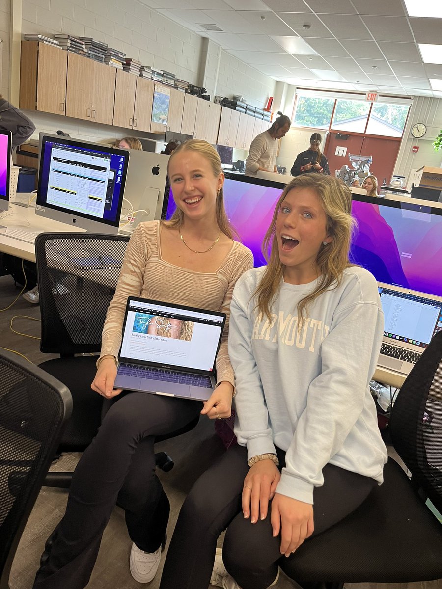 Editors at work!! Go check out @abigailccourant and <a href="/virginiaeas/">Cece E</a> blog on Taylor Swift + her debut album 🎶