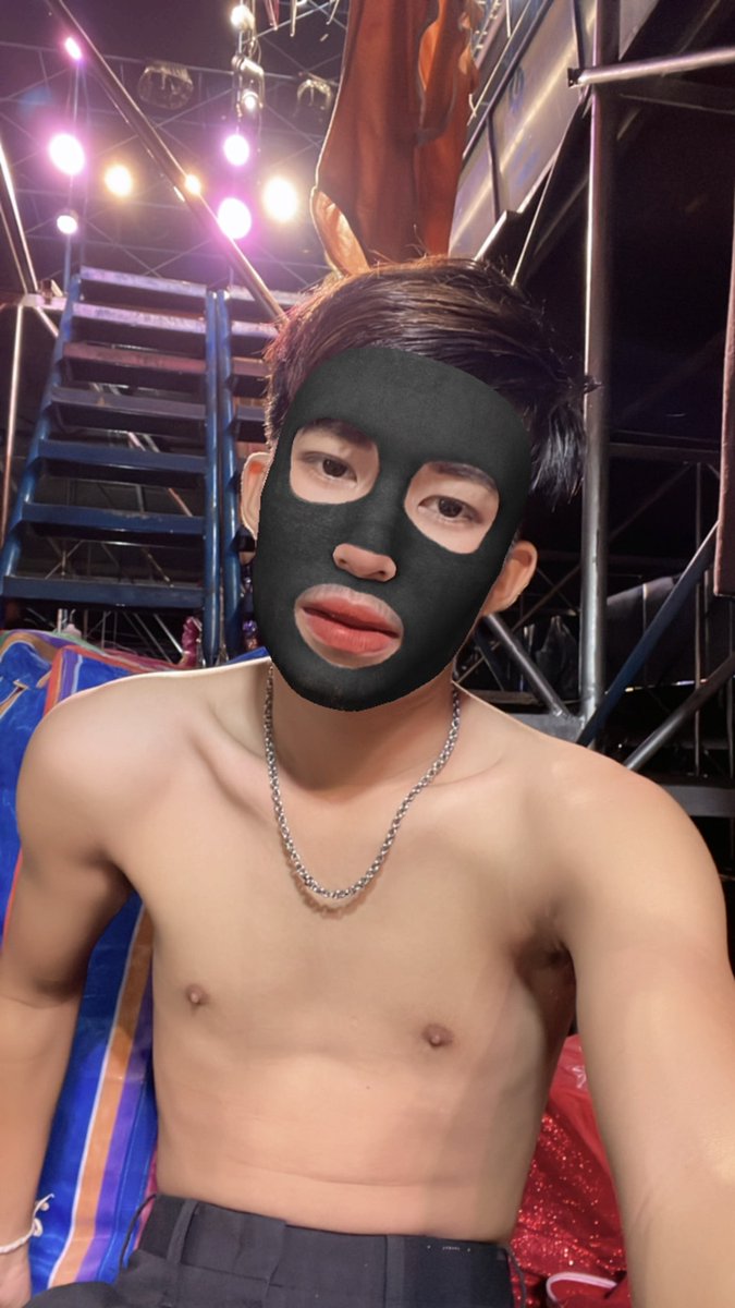 56Nanthaphop's tweet photo. 😝🤤🤤 https://t.co/zuqfY7pcbf