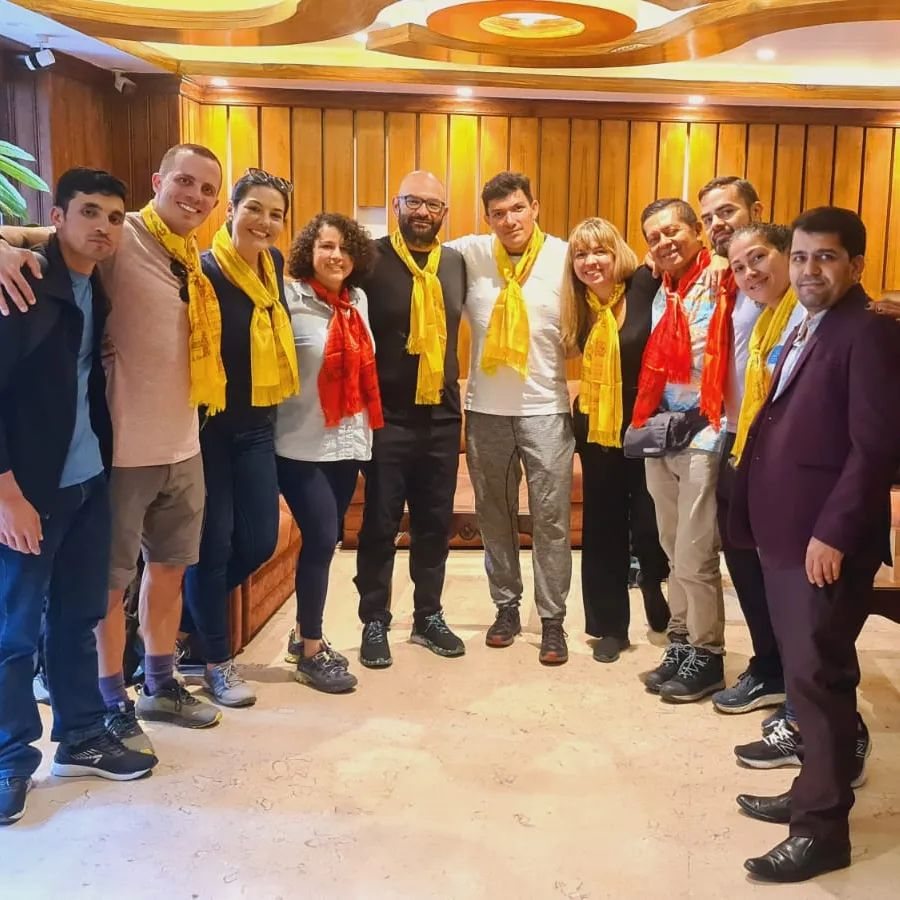 AimingL's tweet photo. Enjoy the flight ✈️ to home. Saying goodbye with the commitment to see you guys soon 😊. 
#farewell #sayinggoodbye #seeyousoon #teamtoeverest #ebc #mteverestbasecamp #nepaltrip2022 #adventuretraveller #Happycoustomer #enjoyedalot😘 #havefun #seeyou #biki🤙 #bikiadventure #aiming https://t.co/vghpGoeY2c