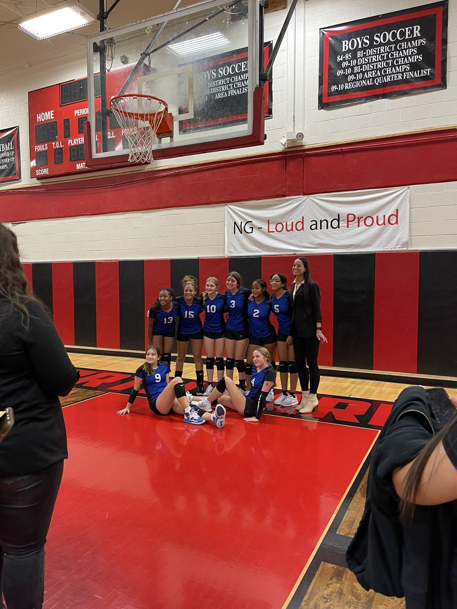 LanceK17's tweet photo. And BAM!  @Jackson_Vikings 8th grade A team sweeps Hudson to finish the season!  Great work @JTCGirlsCoaches and Viking Ladies! https://t.co/bL15tkG9dx